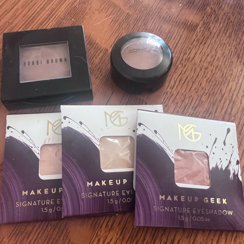 Bobbi Brown, MAC, Makeup Geek Eyeshadow Bundle.